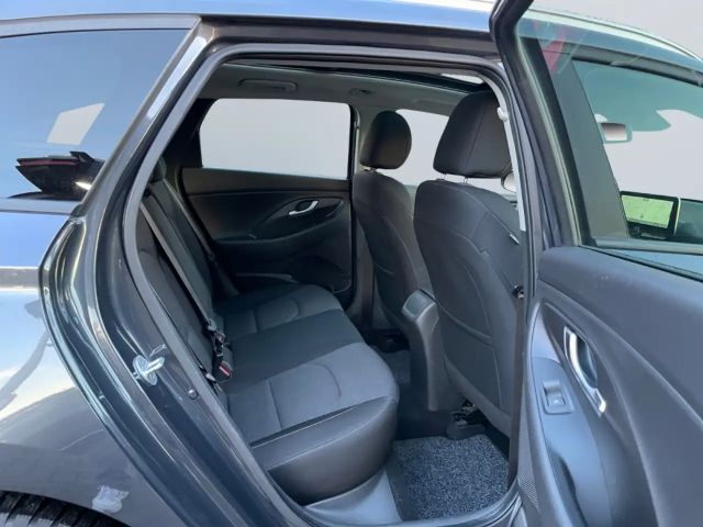 Hyundai i30 1.5 T 48V-Hybr EDITION 30+ *AHK*Pano*Navi*