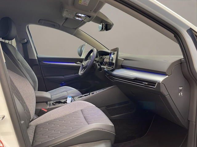 Volkswagen Golf 1.5 eTSI Golf VIII