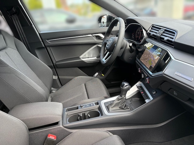 Audi Q3 S-Tronic