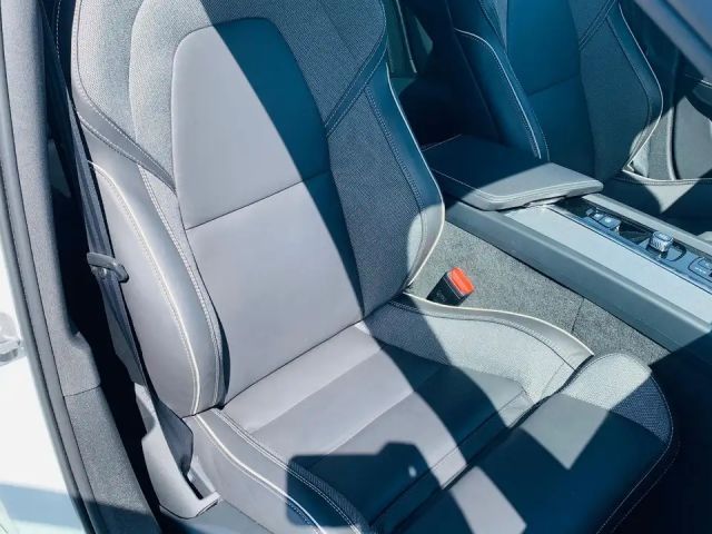 Volvo V60 Business Sport Dark Ultra