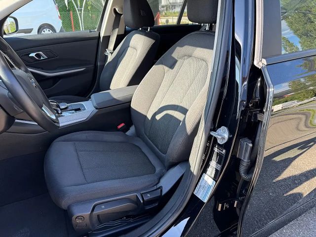 BMW 318 318d Touring