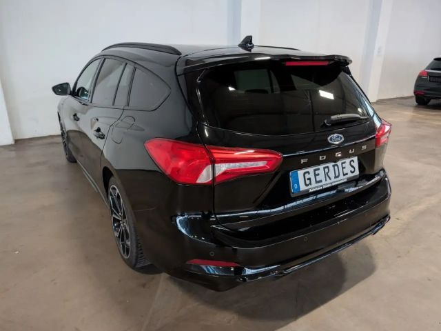 Ford Focus ST Line Wagon