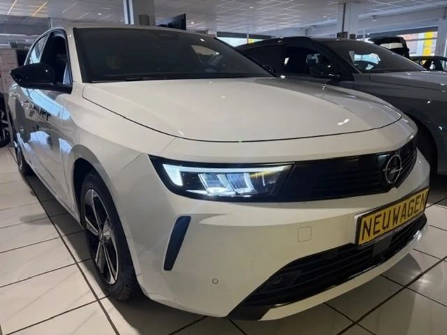 Opel Astra 1.2 Turbo Edition Turbo