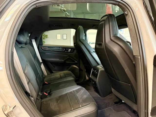 Porsche Cayenne Coupé GTS