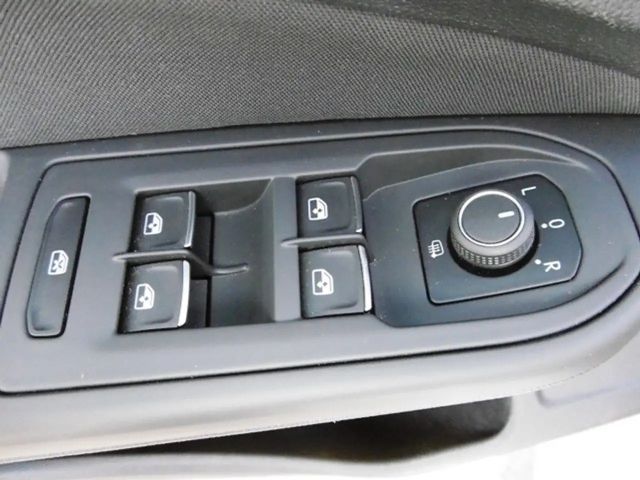 Volkswagen Golf 1.5 TSI Golf VIII