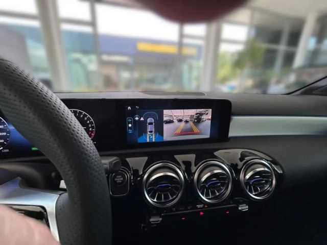 Mercedes-Benz A 250 A 250 e AMG Line