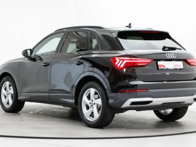 Audi Q3 35 TFSI S-Tronic