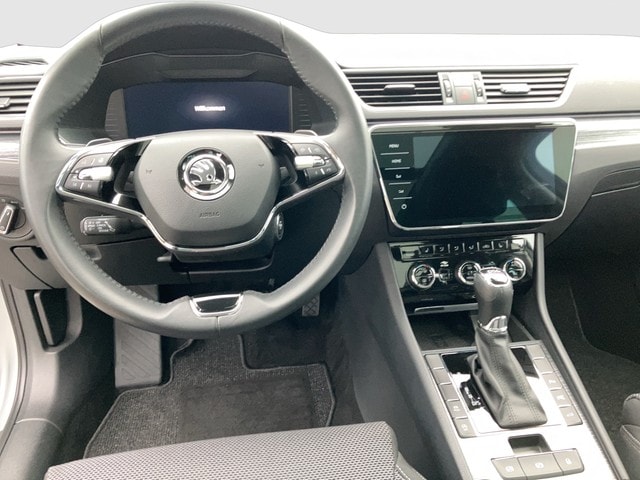 Skoda Superb 2.0 TDI Combi Style Style