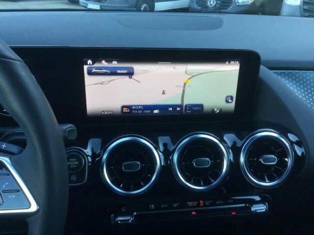 Mercedes-Benz B 180 Progressive