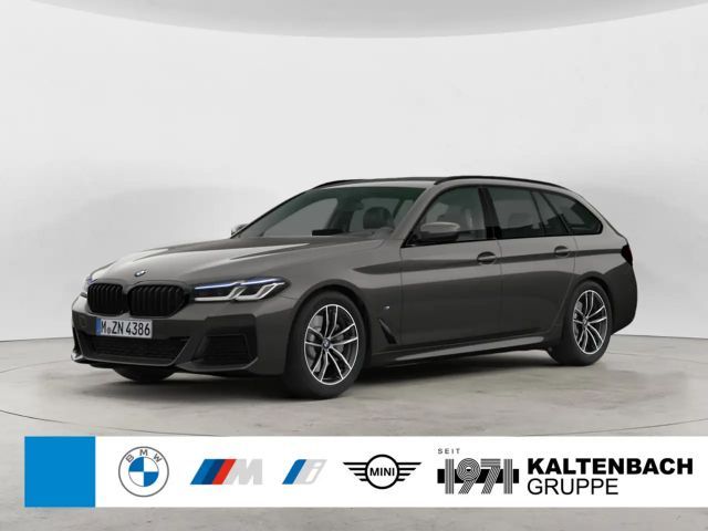BMW 520 520d M-Sport Touring