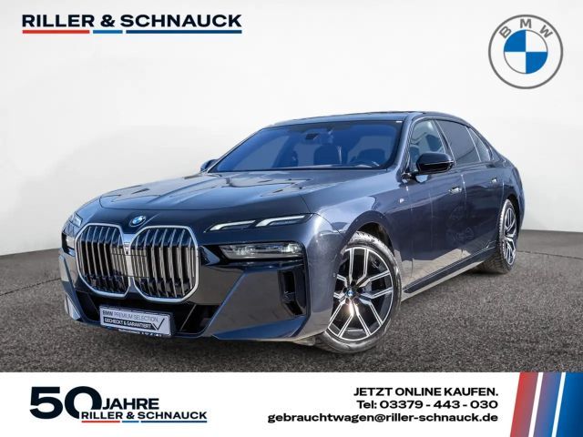 BMW 740 740d M-Sport Sedan xDrive