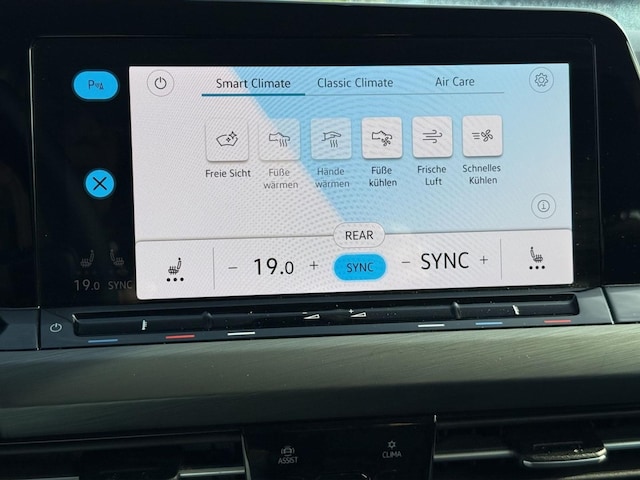 Volkswagen Golf 2.0 TDI DSG Style Variant