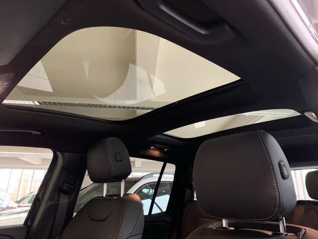 Mercedes-Benz GLB 220 4MATIC AMG Line