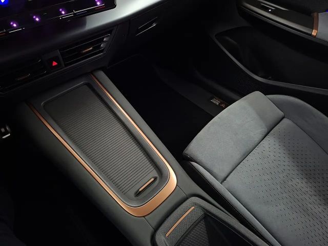 Cupra Born 62kWh...LED/Pano/RFK...LED/RFK/Pano...*Mod.2022*