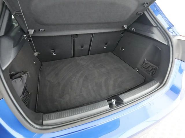 Mercedes-Benz A 200 AMG Line