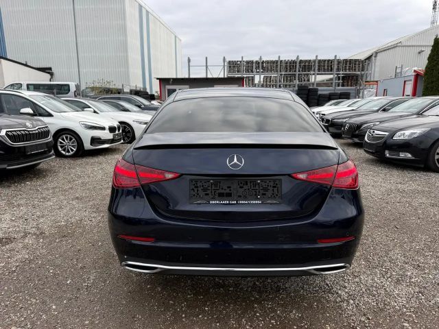 Mercedes-Benz C 200 Sedan