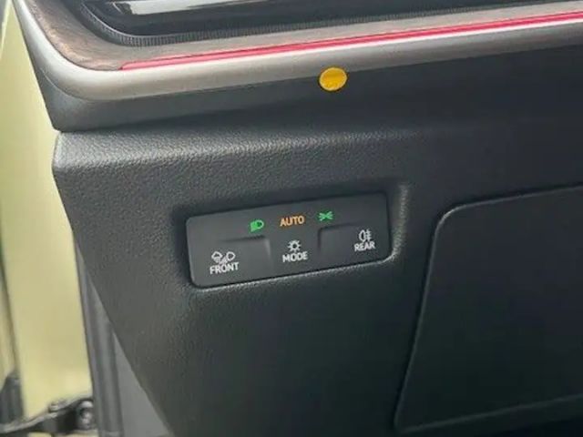 Skoda Superb 2.0 TDI Combi Laurin & Klement