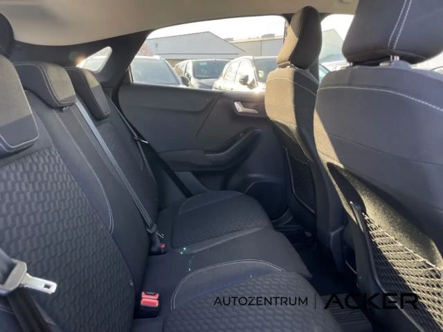 Ford Puma EcoBoost Titanium