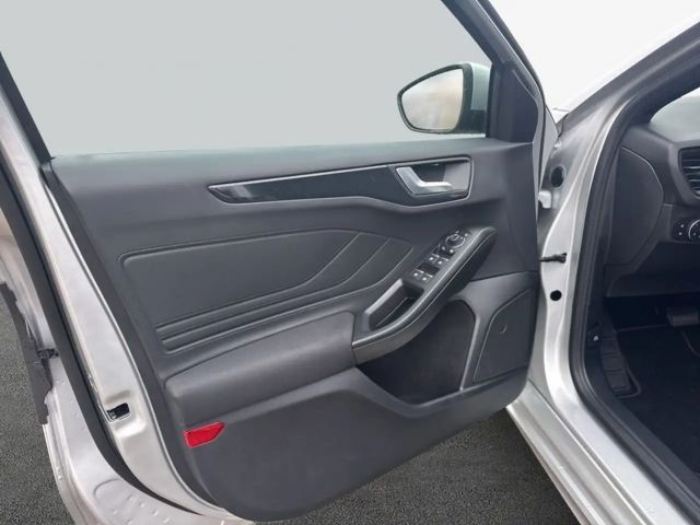 Ford Focus EcoBoost ST Line Wagon