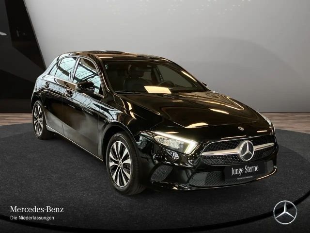 Mercedes-Benz A 250 A 250 e Style