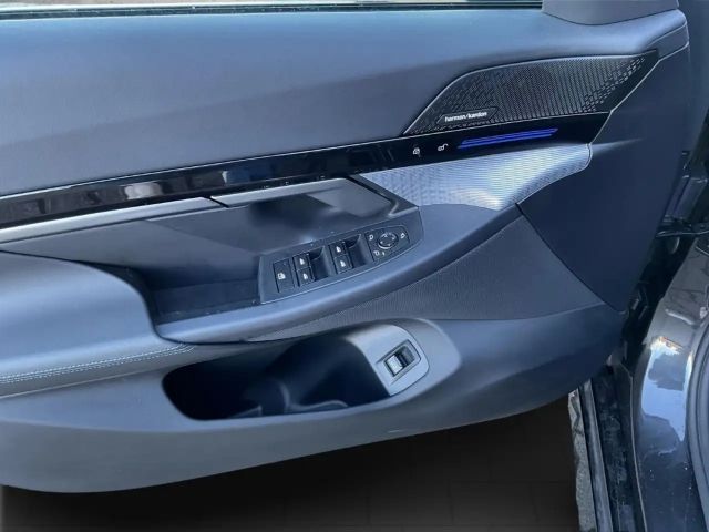 BMW 520 520i M-Sport Sedan