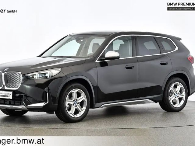 BMW iX1 xDrive30