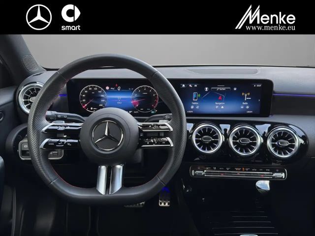 Mercedes-Benz A 200 AMG Line
