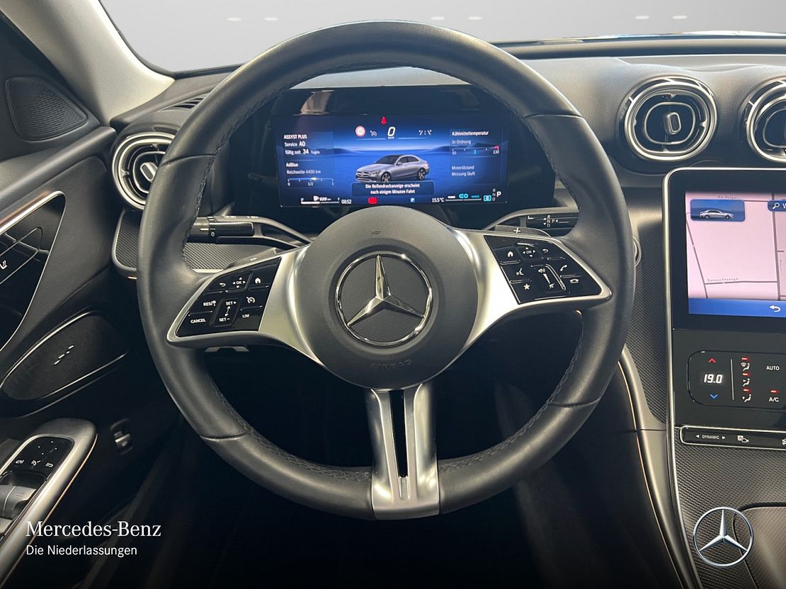Mercedes-Benz C 220 4MATIC C 220 d Sedan