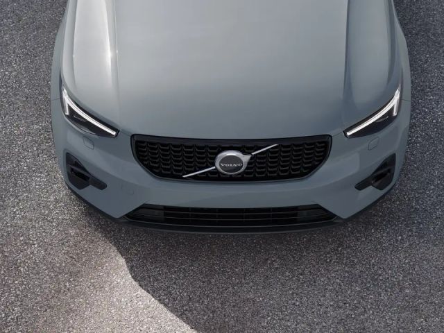 Volvo XC40 Dark Plus