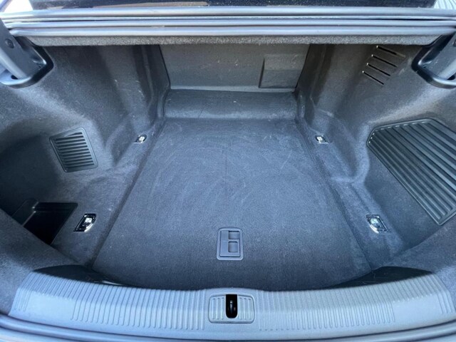 Audi A8 60 TFSI Lang Quattro