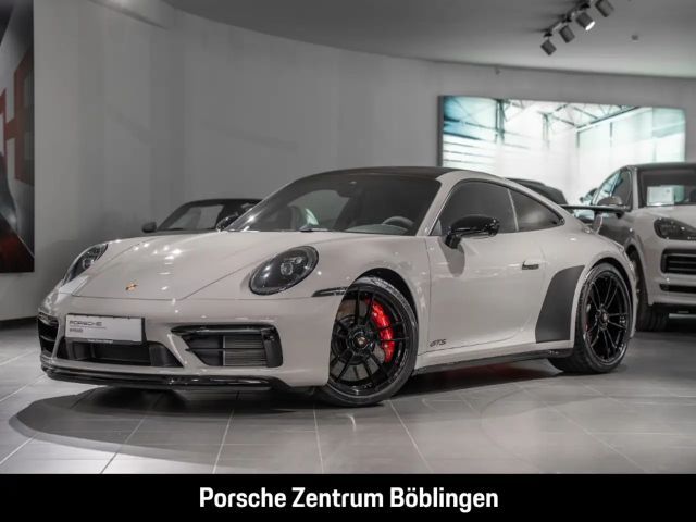 Porsche 911 992 Carrera Coupé GTS