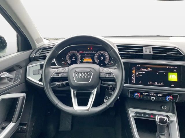 Audi Q3 45 TFSI Hybride