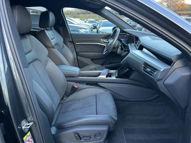 Audi e-tron 55 S-Line