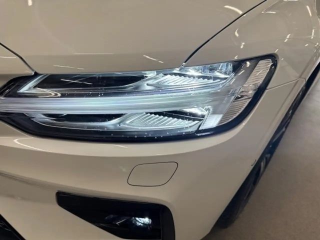 Volvo V60 Dark Hybrid Plus