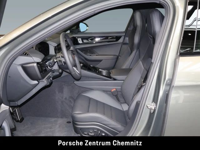 Porsche Panamera 4 E-Hybrid