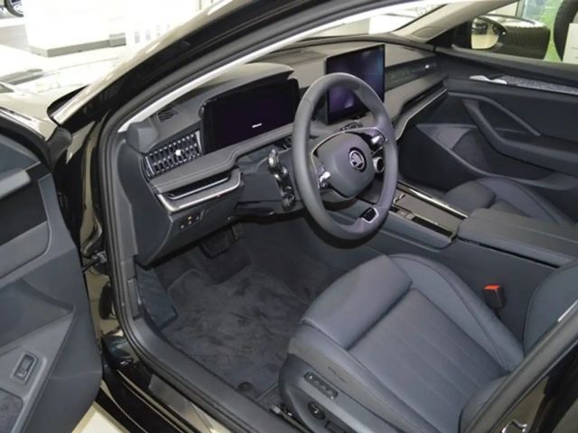 Skoda Superb 2.0 TDI Combi Selection