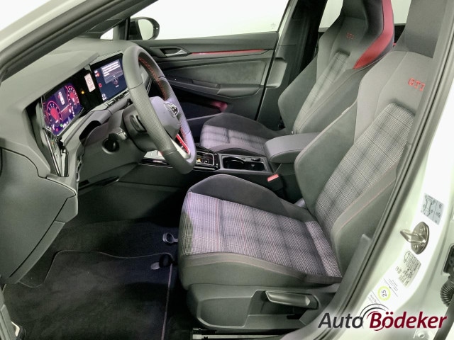 Volkswagen Golf 2.0 TSI DSG GTI Style