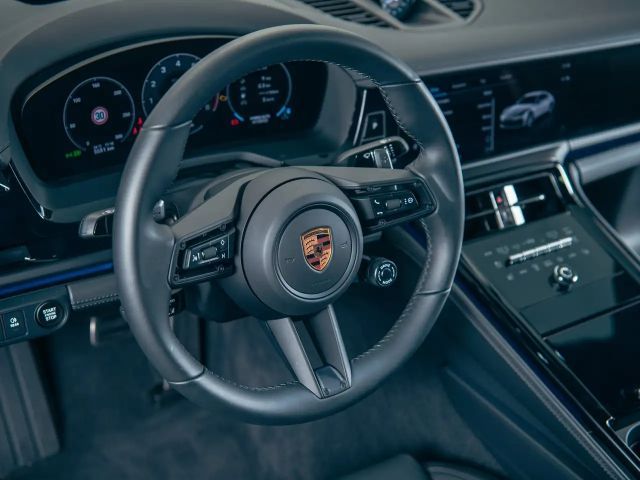 Porsche Panamera 4 E-Hybrid