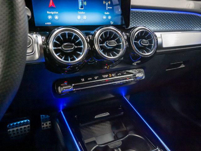 Mercedes-Benz GLB 200 GLB 200 d