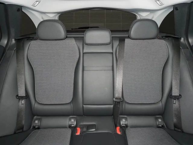 Mercedes-Benz C 200 AVANTGARDE Estate