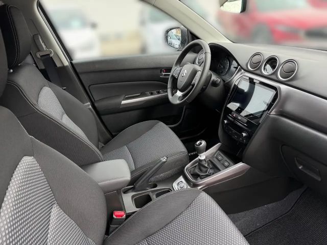 Suzuki Vitara AllGrip Hybrid Shine