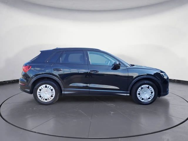 Audi Q3 35 TDI S-Tronic