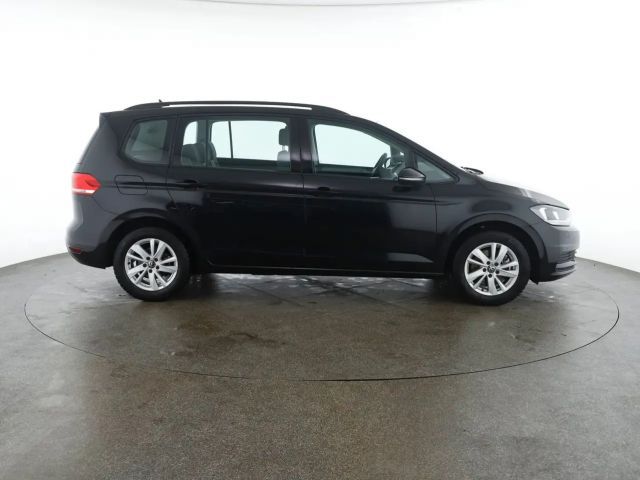 Volkswagen Touran Life