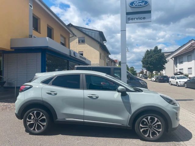 Ford Puma EcoBoost Titanium