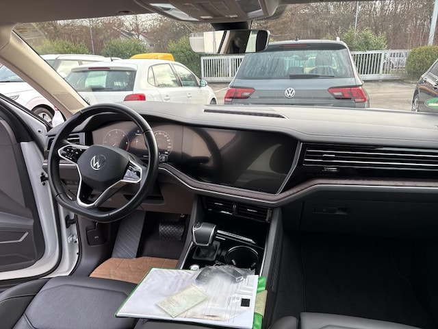 Volkswagen Touareg Touareg 3.0  Atm  DT210TDI A8A