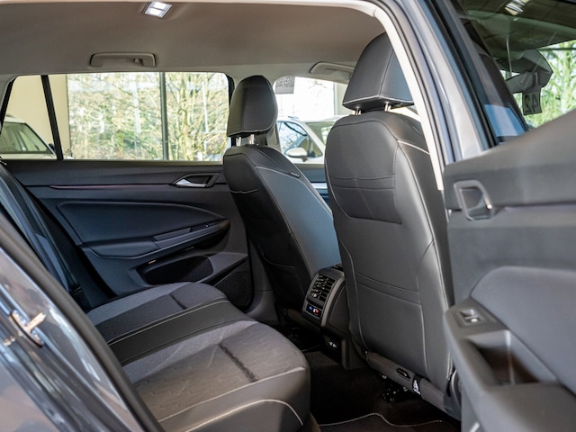 Volkswagen Golf 1.5 eTSI Golf VIII Variant