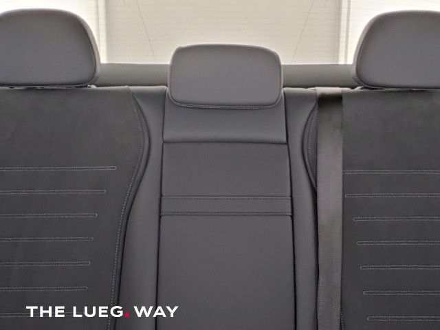 Mercedes-Benz C 180 AMG Line Sedan