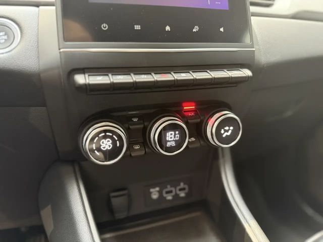 Renault Captur Intens TCe 140