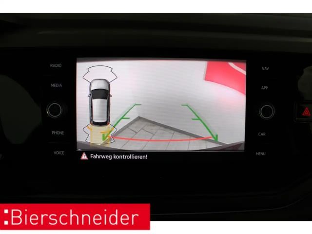 Volkswagen Polo 1.0 TSI DSG R-Line