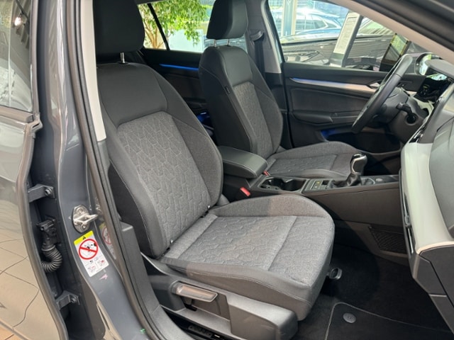 Volkswagen Golf 1.5 TSI Golf VIII Move